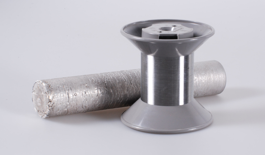 Magnetic susceptibility of medical metals: New insights for MR conditional devices